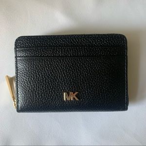 NWOT Michael Kors Wallet